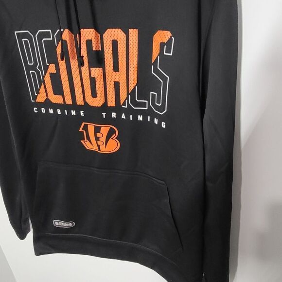 Cincinnati Bengals Black and Orange Combine Training Hoodie - Picture 6 of 8